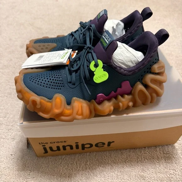 Salehe Bembury x Juniper Crocs - Picture 2 of 6